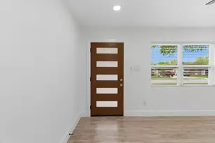 1421 Swiss, Arlington, TX 76010 - Photo 5