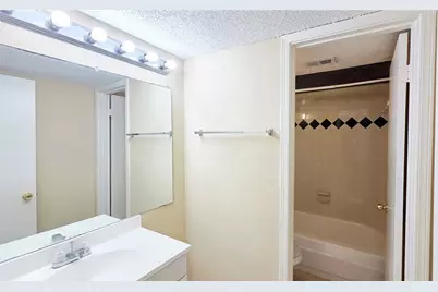 220 Village North Drive, Richardson, TX 75081 - Photo 15