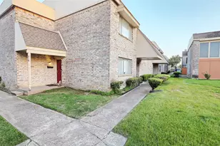 220 Village N Dr, Richardson, TX 75081 - Photo 21