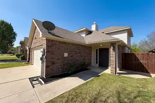 954 S Old Orchard Ln, Lewisville, TX 75067 - Photo 7