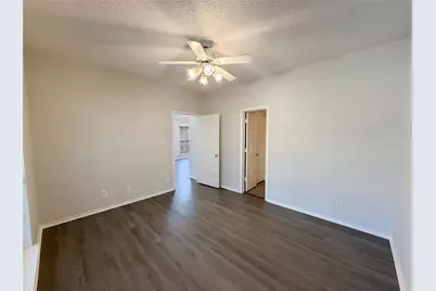 954 S Old Orchard Lane, Lewisville, TX 75067 - Photo 13