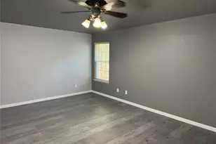 2525 Creek Villas Dr, Bedford, TX 76022 - Photo 5