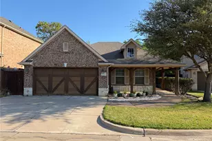 2525 Creek Villas Dr, Bedford, TX 76022 - Photo 1