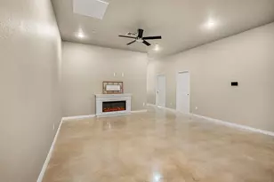 408 W Avenue C, Copperas Cove, TX 76522 - Photo 11