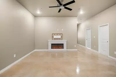 408 W Avenue C, Copperas Cove, TX 76522 - Photo 9