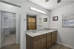 8600 Laughing Waters Tr, McKinney, TX 75070 - Photo 23