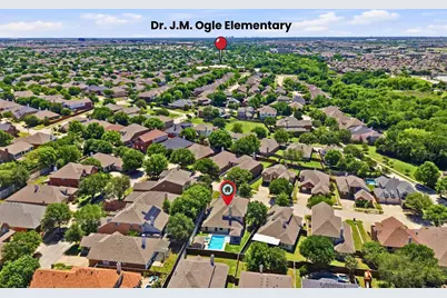 8600 Laughing Waters Trail, McKinney, TX 75070 - Photo 3