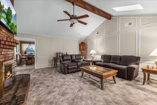 826 Lake Forest Ct, Grapevine, TX 76051 - Photo 7