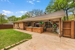 826 Lake Forest Ct, Grapevine, TX 76051 - Photo 35