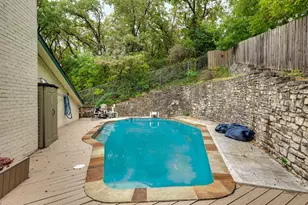 1405 Blackhill Ct, Arlington, TX 76012 - Photo 9