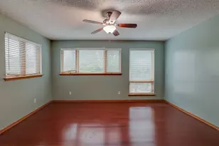 1405 Blackhill Ct, Arlington, TX 76012 - Photo 13