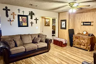 555 S Allen St, Boyd, TX 76023 - Photo 3