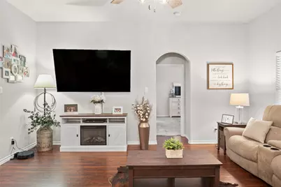 4126 Bridle Path, Sanger, TX 76266 - Photo 5