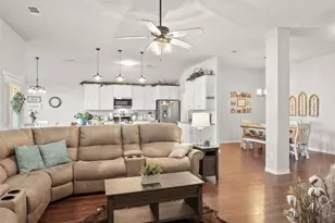 4126 Bridle Path Ln, Sanger, TX 76266 - Photo 7