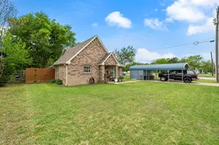 121 W Oneal St, Wills Point, TX 75169 - Photo 21