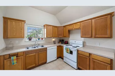 121 W Oneal Street, Wills Point, TX 75169 - Photo 9