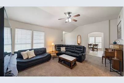 121 W Oneal Street, Wills Point, TX 75169 - Photo 3