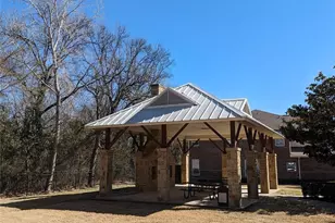 200 Inverness Dr, Lewisville, TX 75067 - Photo 29