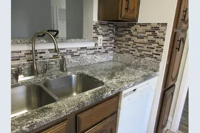 917 Turtle Cove #138, Irving, TX 75060 - Photo 3