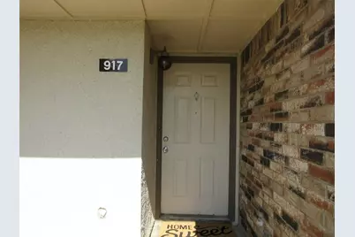 917 Turtle Cove #138, Irving, TX 75060 - Photo 1