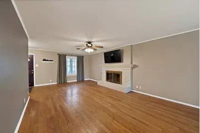 526 Waggoner Drive, Arlington, TX 76013 - Photo 9