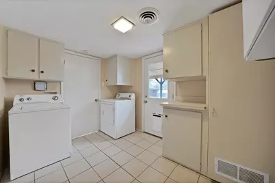 526 Waggoner Drive, Arlington, TX 76013 - Photo 5