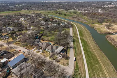 921 N Bailey Avenue, Fort Worth, TX 76107 - Photo 39