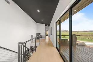921 N Bailey Ave, Fort Worth, TX 76107 - Photo 21