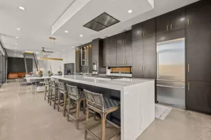 921 N Bailey Ave, Fort Worth, TX 76107 - Photo 13