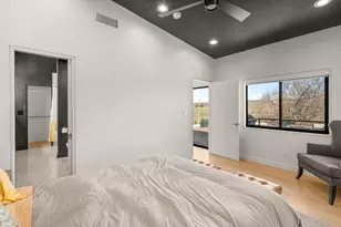 921 N Bailey Ave, Fort Worth, TX 76107 - Photo 19