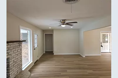 5629 Starlight Drive, Haltom City, TX 76117 - Photo 9