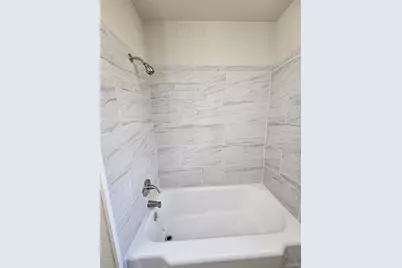 5629 Starlight Drive, Haltom City, TX 76117 - Photo 19