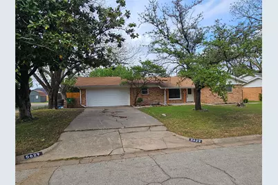 5629 Starlight Drive, Haltom City, TX 76117 - Photo 3