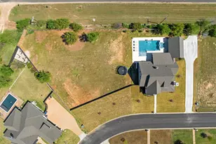 216 Wycliff Dr, China Spring, TX 76633 - Photo 39