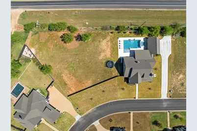 216 Wycliff Drive, China Spring, TX 76633 - Photo 3