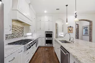 5301 Pradera Ct, Benbrook, TX 76126 - Photo 15