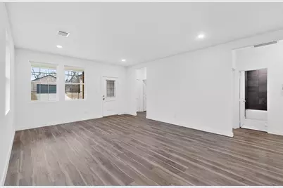 4607 Metropolitan Avenue, Dallas, TX 75210 - Photo 7