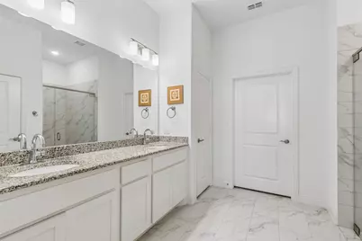 4552 Meadow Sage Street, Arlington, TX 76005 - Photo 9