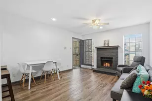 9520 Royal Ln, Dallas, TX 75243 - Photo 7