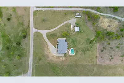 1395 Private Road 4011, Decatur, TX 76234 - Photo 11