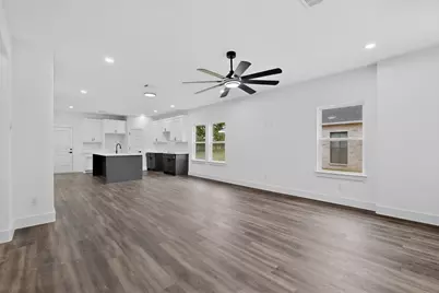 4225 Cardinal Drive, Dallas, TX 75216 - Photo 7
