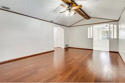 1910 Jamestown Court, Arlington, TX 76013 - Photo 13