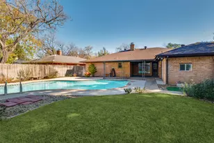 1910 Jamestown Ct, Arlington, TX 76013 - Photo 39