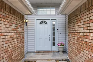 829 Parkwest Blvd, Saginaw, TX 76179 - Photo 5