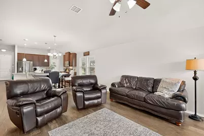 117 Cheryl Drive, Keene, TX 76059 - Photo 7