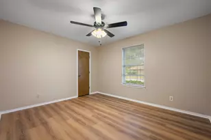 210 Iroquois Ln, Waxahachie, TX 75165 - Photo 17