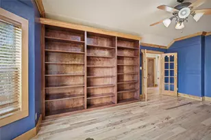 2472 Gibbons Rd, Sherman, TX 75092 - Photo 9