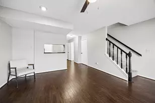 724 W Collins St, Denton, TX 76201 - Photo 9