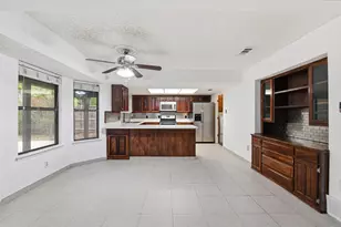 3021 Mossy Oak Ln, Bedford, TX 76021 - Photo 11