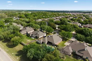 309 Canterbury Dr, Waco, TX 76712 - Photo 33